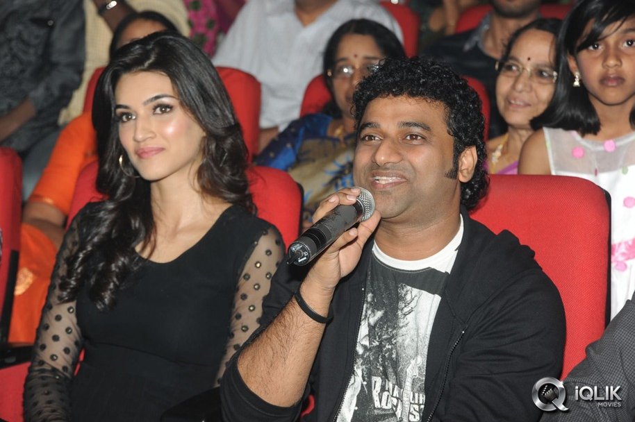 1-Nenokkadine-Movie-Audio-Release